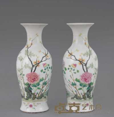 民国 粉彩花卉纹观音瓶（一对） 高57cm